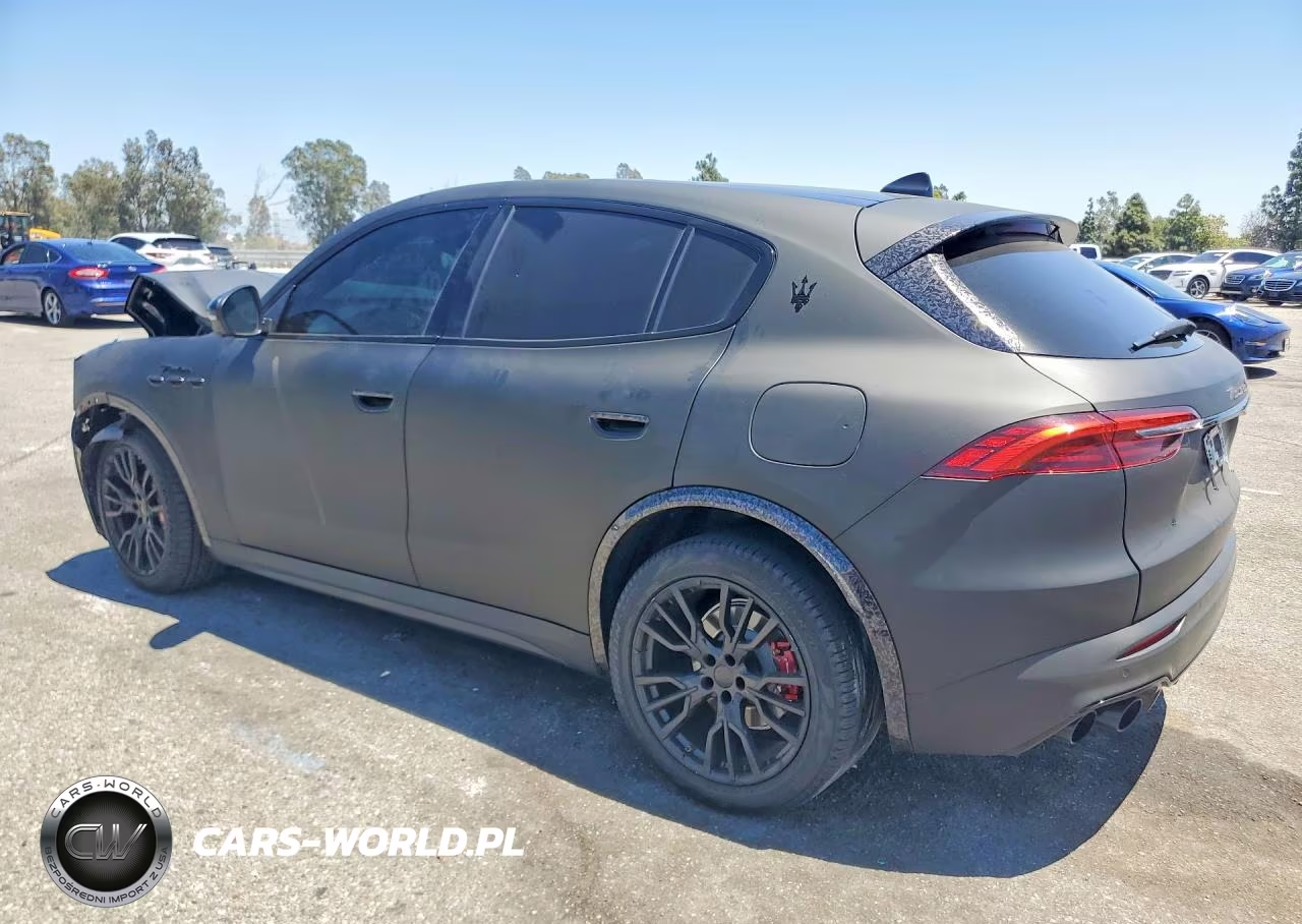 2023 Maserati Grecale Modena VIN:ZN682AVM0P7412921 - 2