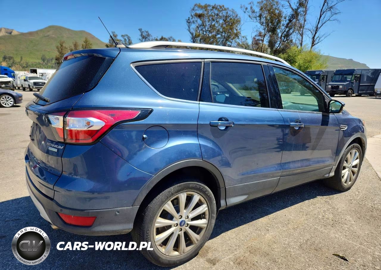2018 Ford Escape Titanium VIN:1FMCU0J94JUC58543 - 3