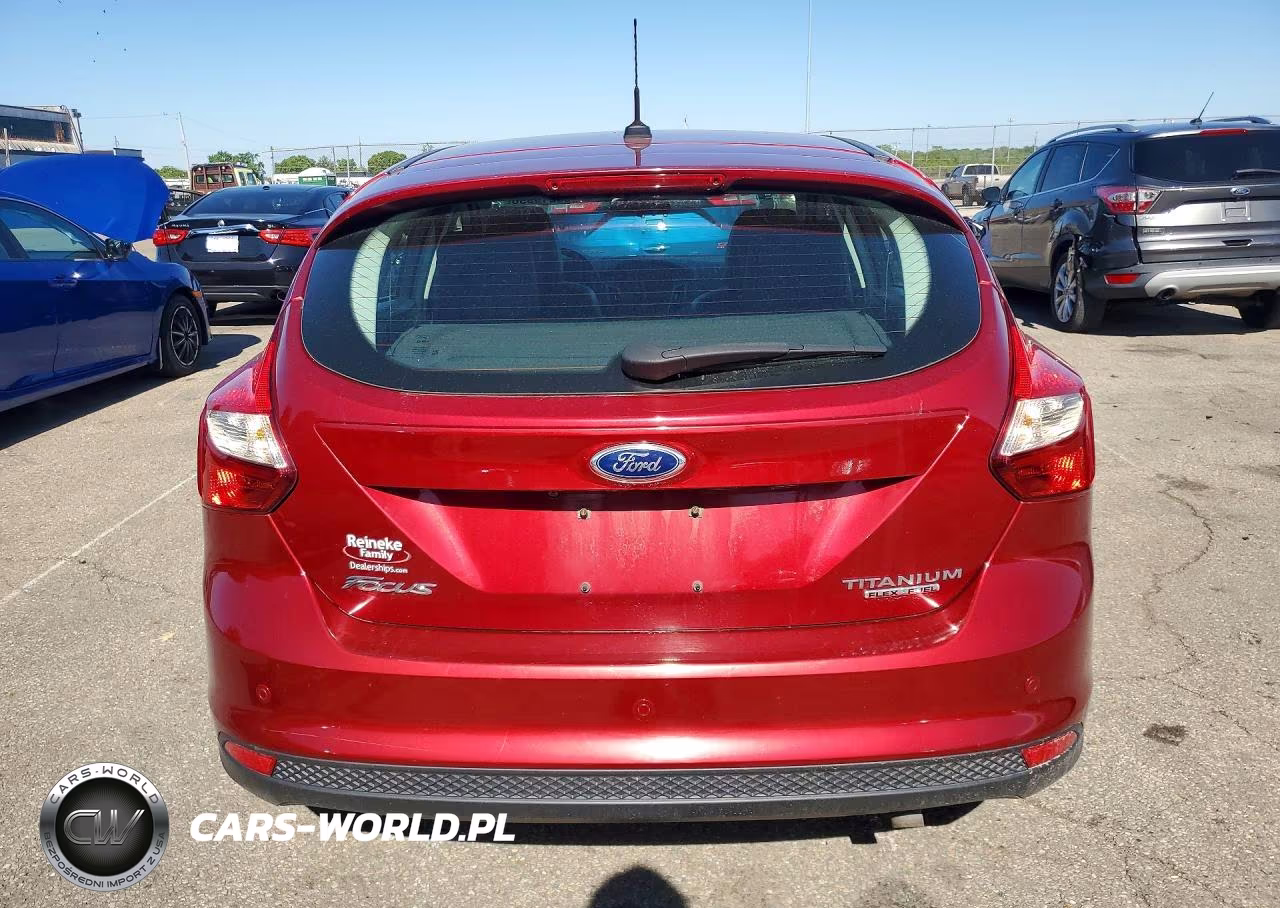 2014 Ford Focus Titanium VIN:1FADP3N26EL405817 - 6
