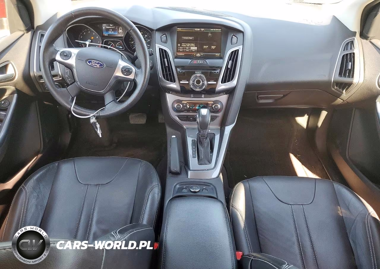 2014 Ford Focus Titanium VIN:1FADP3N26EL405817 - 8