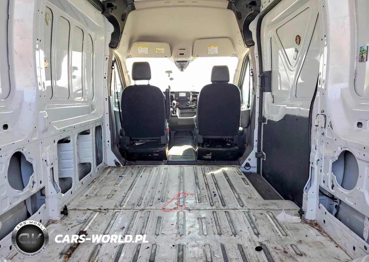 2022 Ford Transit T-250 VIN:1FTBR1X83NKA70216 - 10