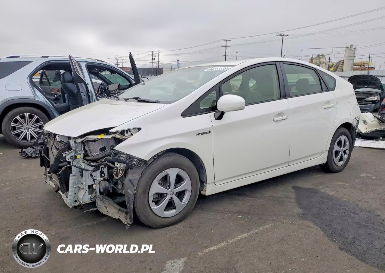 2013 Toyota Prius Four