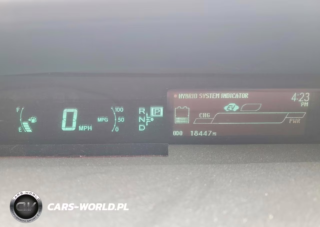 2013 Toyota Prius Four VIN:JTDKN3DU0D5700599 - 9
