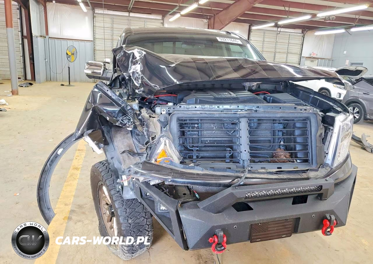 2019 Nissan Titan Platinum Reserve VIN:1N6AA1E50KN526367 - 5