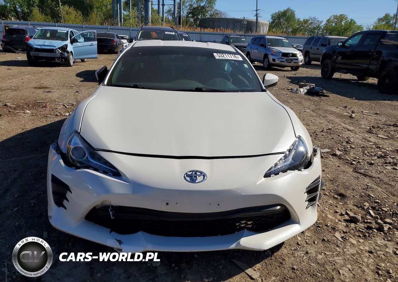 2017 Toyota 86 Base VIN:JF1ZNAA13H8703469 - 5