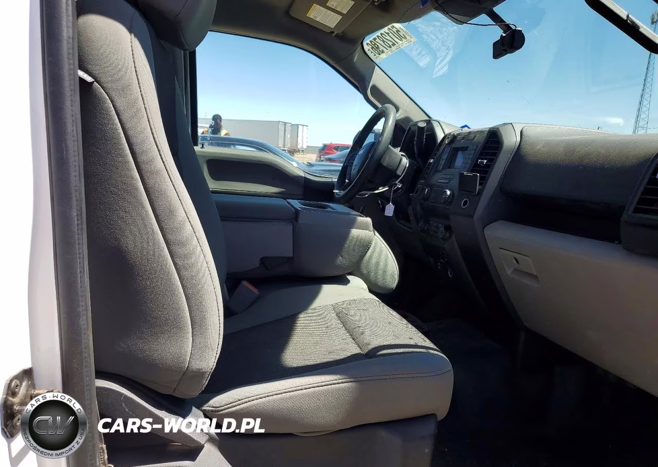 2019 Ford 150 VIN:1FTMF1CP4KKC16777 - 10