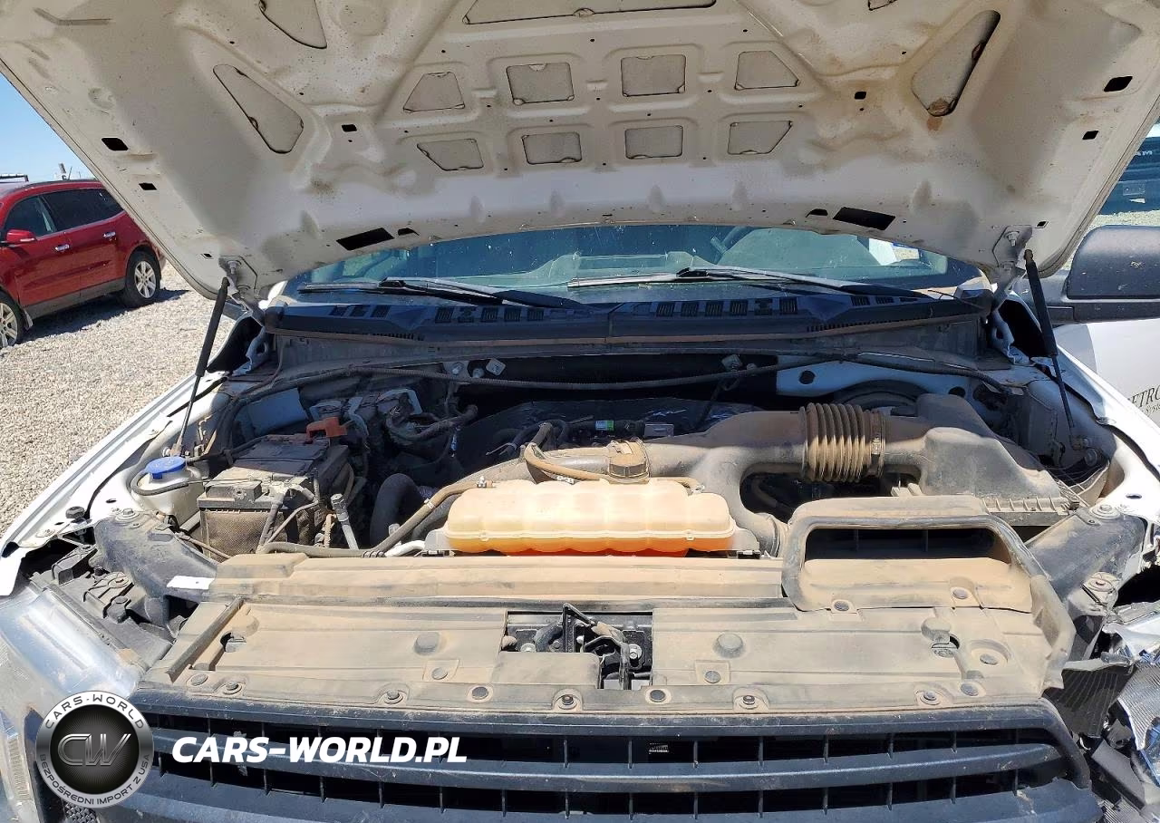 2019 Ford 150 VIN:1FTMF1CP4KKC16777 - 11