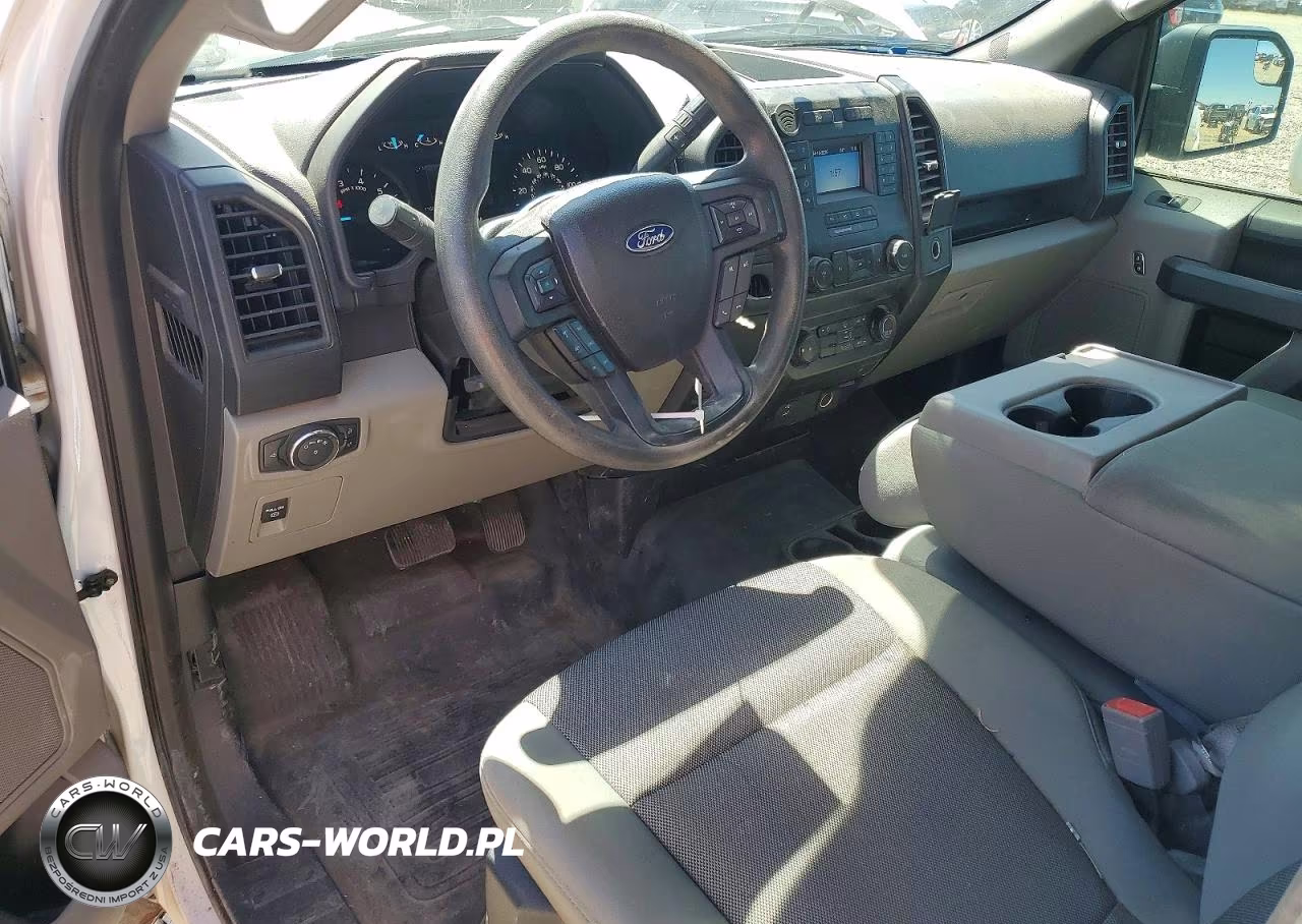 2019 Ford 150 VIN:1FTMF1CP4KKC16777 - 8