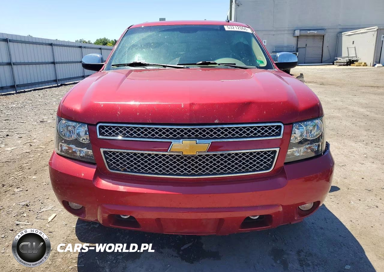 2014 Chevrolet Suburban K1500 Ls VIN:1GNSKHE72ER180017 - 5
