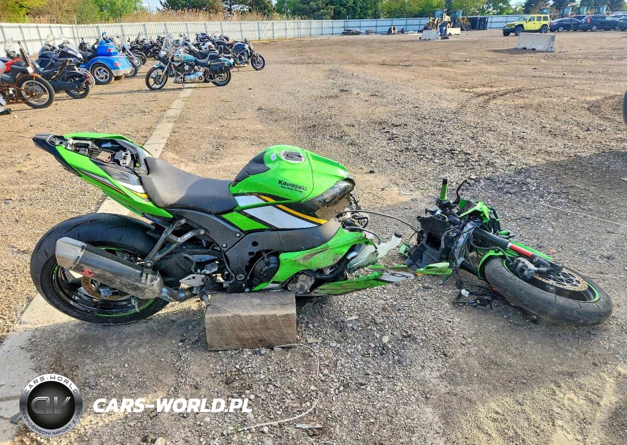 2025 Kawasaki Zx1002 M