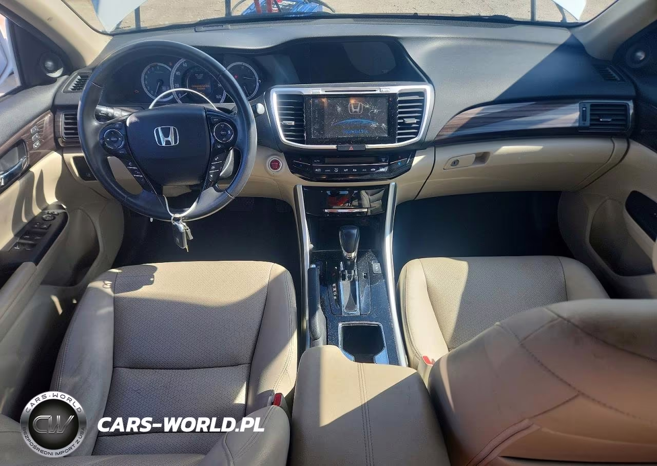 2016 Honda Accord Touring VIN:1HGCR3F98GA018357 - 8