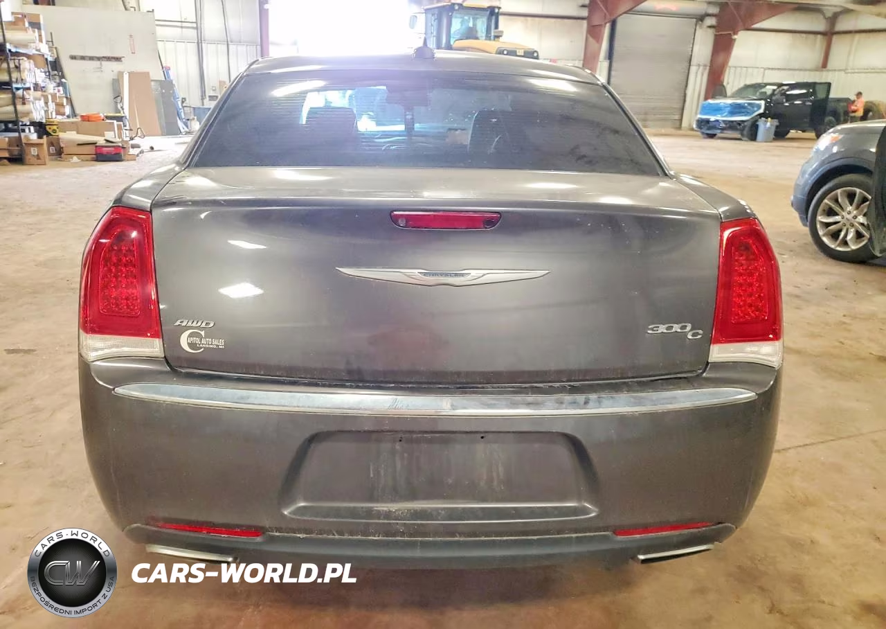 2015 Chrysler 300C VIN:2C3CCAKG9FH749859 - 6
