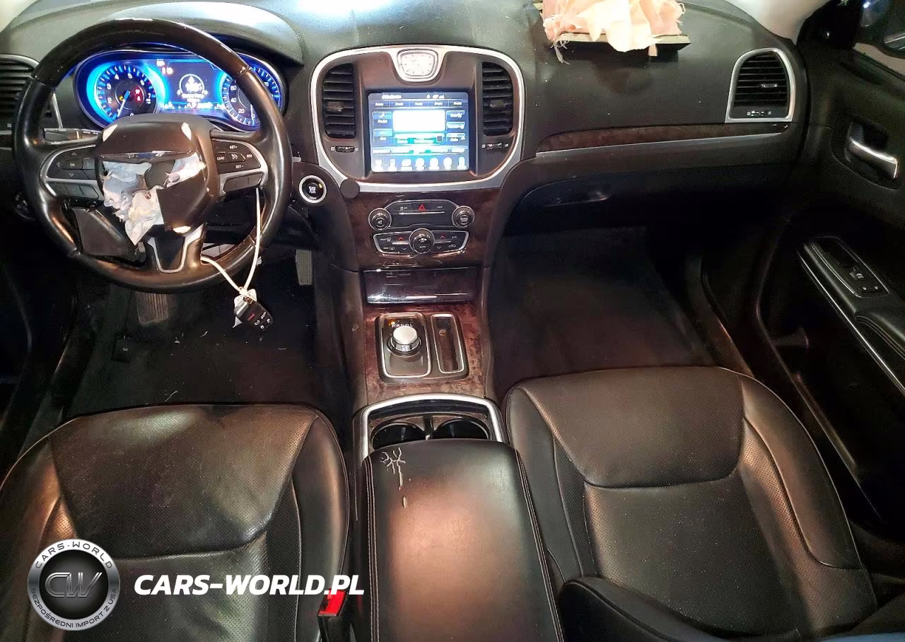 2015 Chrysler 300C VIN:2C3CCAKG9FH749859 - 8