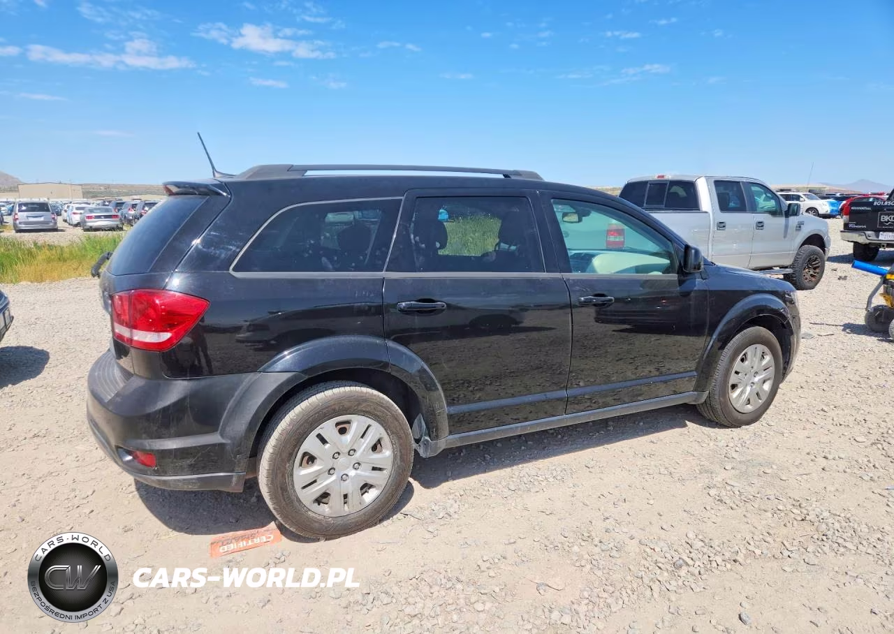2019 Dodge Journey Se VIN:3C4PDCBB0KT820846 - 3