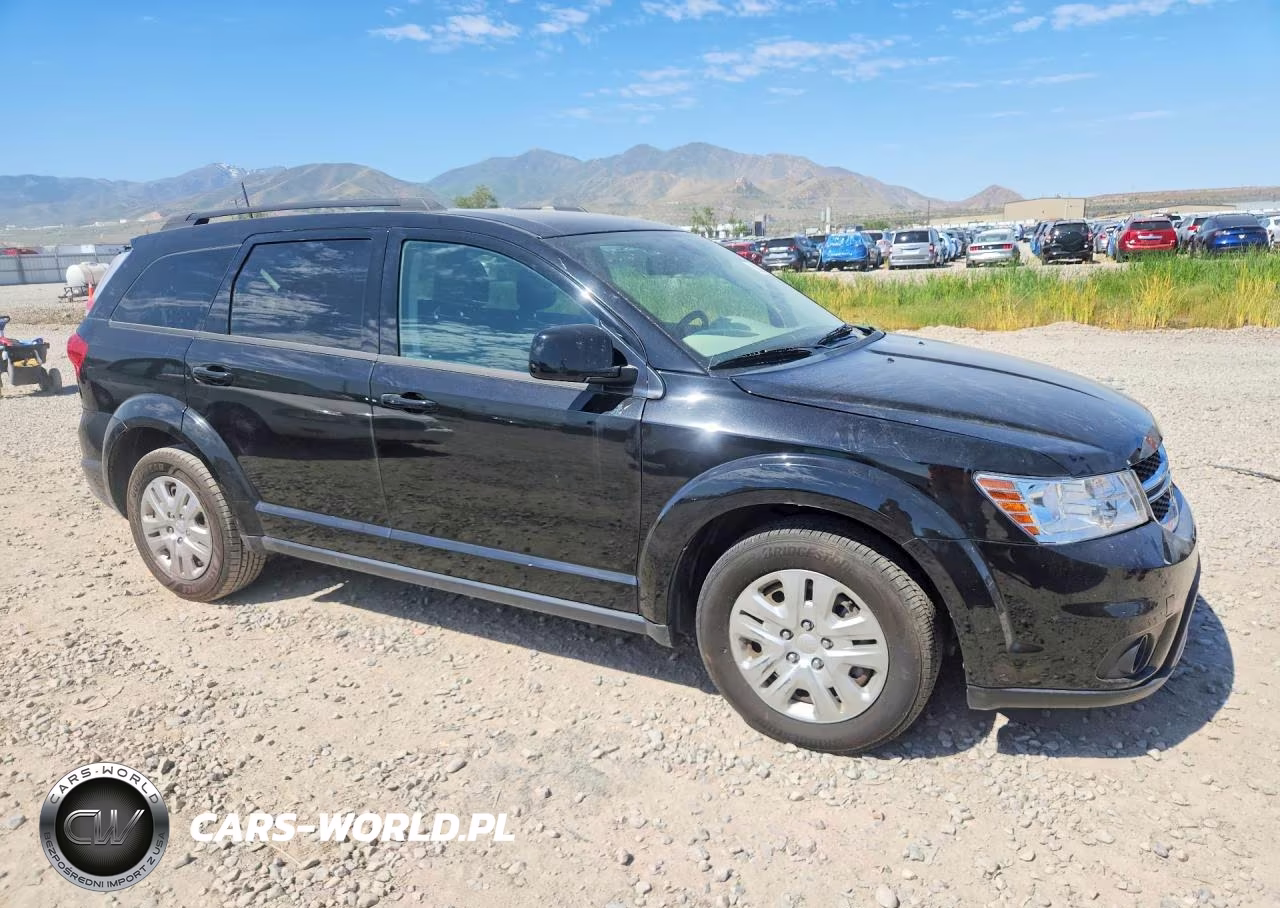 2019 Dodge Journey Se VIN:3C4PDCBB0KT820846 - 4