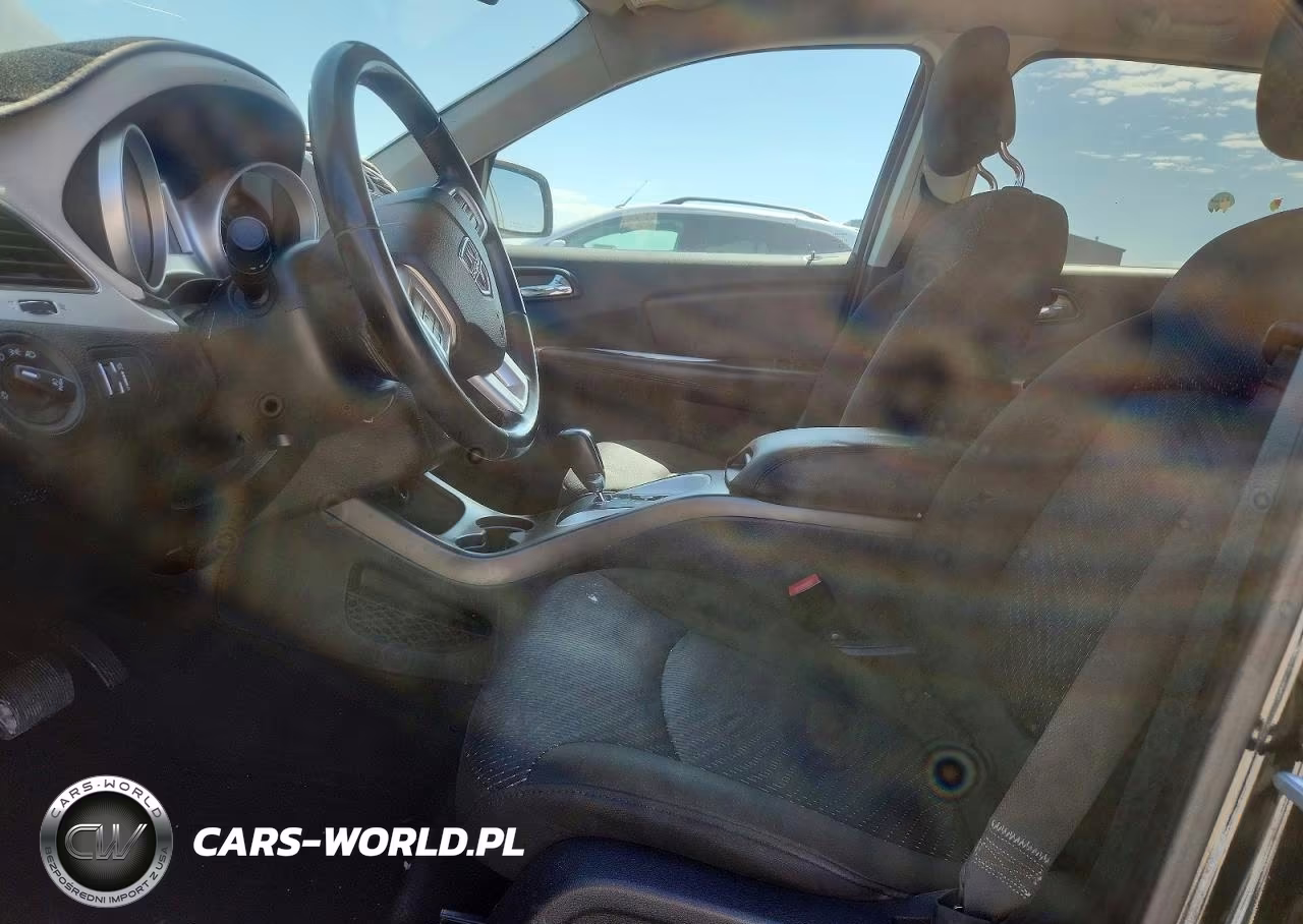 2019 Dodge Journey Se VIN:3C4PDCBB0KT820846 - 7