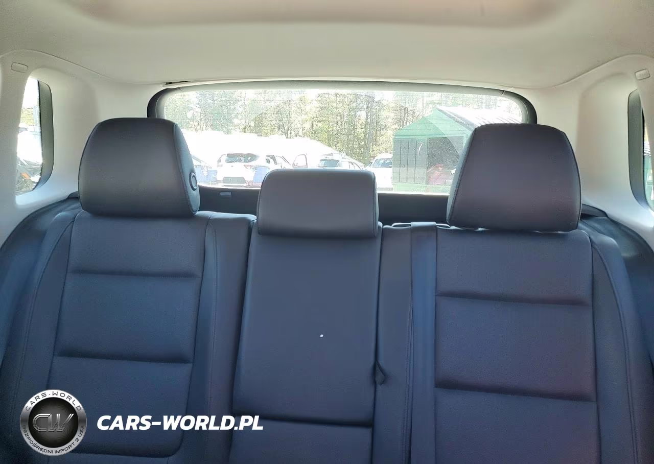 2016 Volkswagen Tiguan S VIN:WVGBV7AX6GW538140 - 10