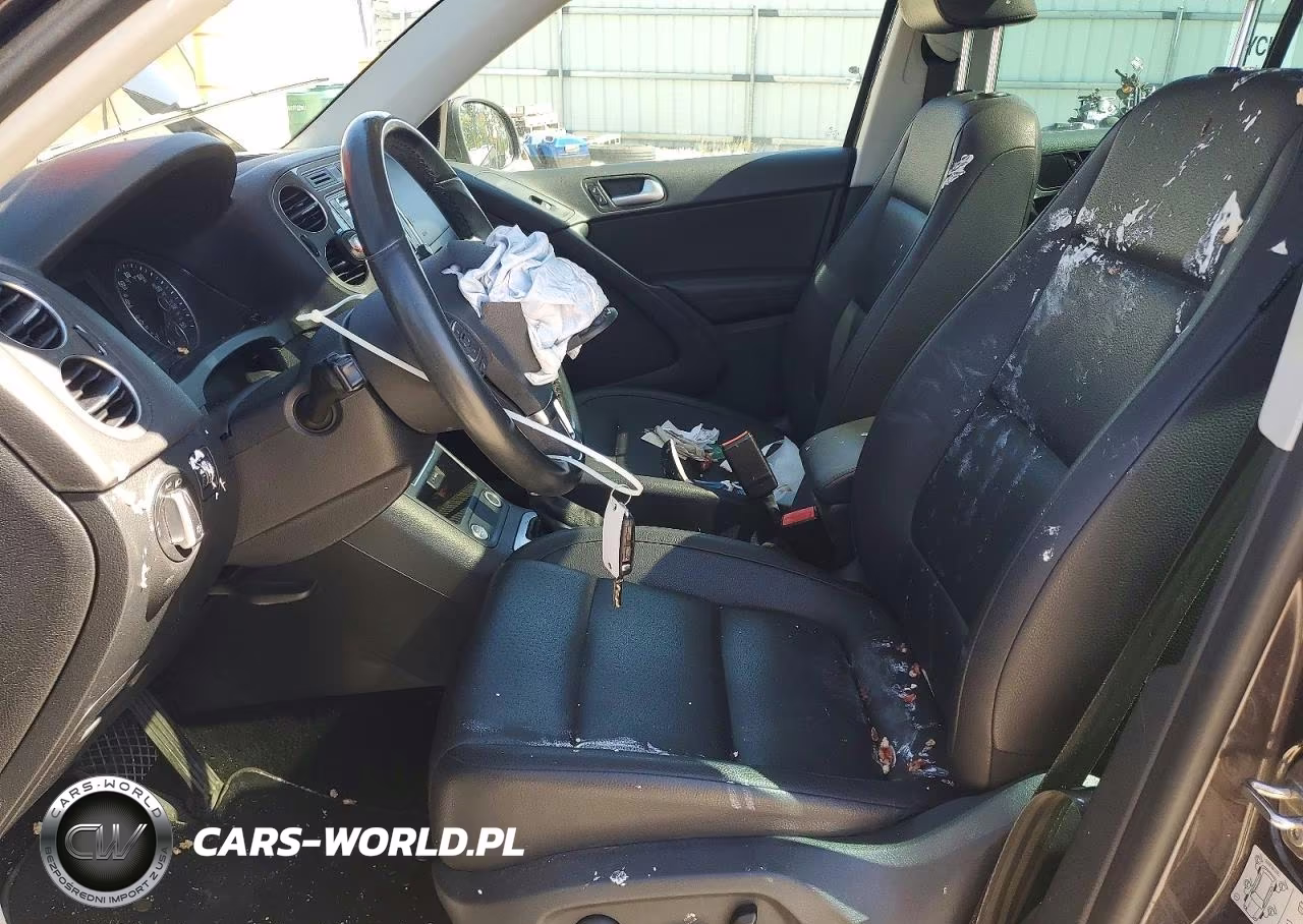 2016 Volkswagen Tiguan S VIN:WVGBV7AX6GW538140 - 7