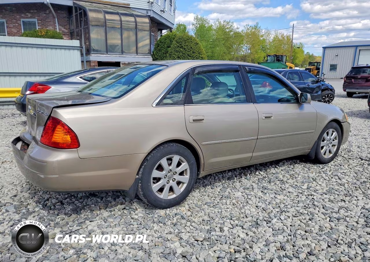 2000 Toyota Avalon Xls VIN:4T1BF28B8YU101988 - 3