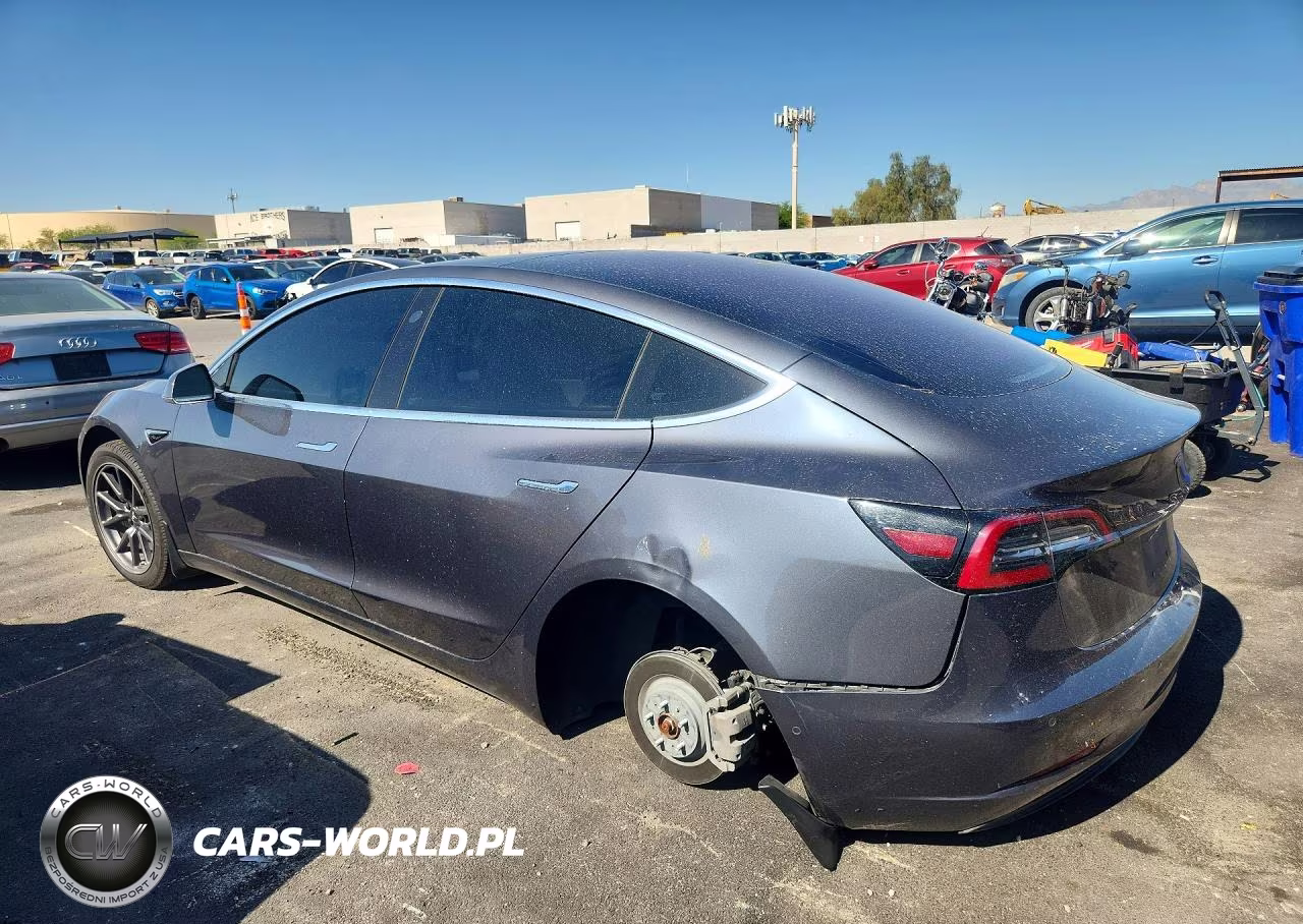 2018 Tesla Model 3 VIN:5YJ3E1EA9JF166915 - 2