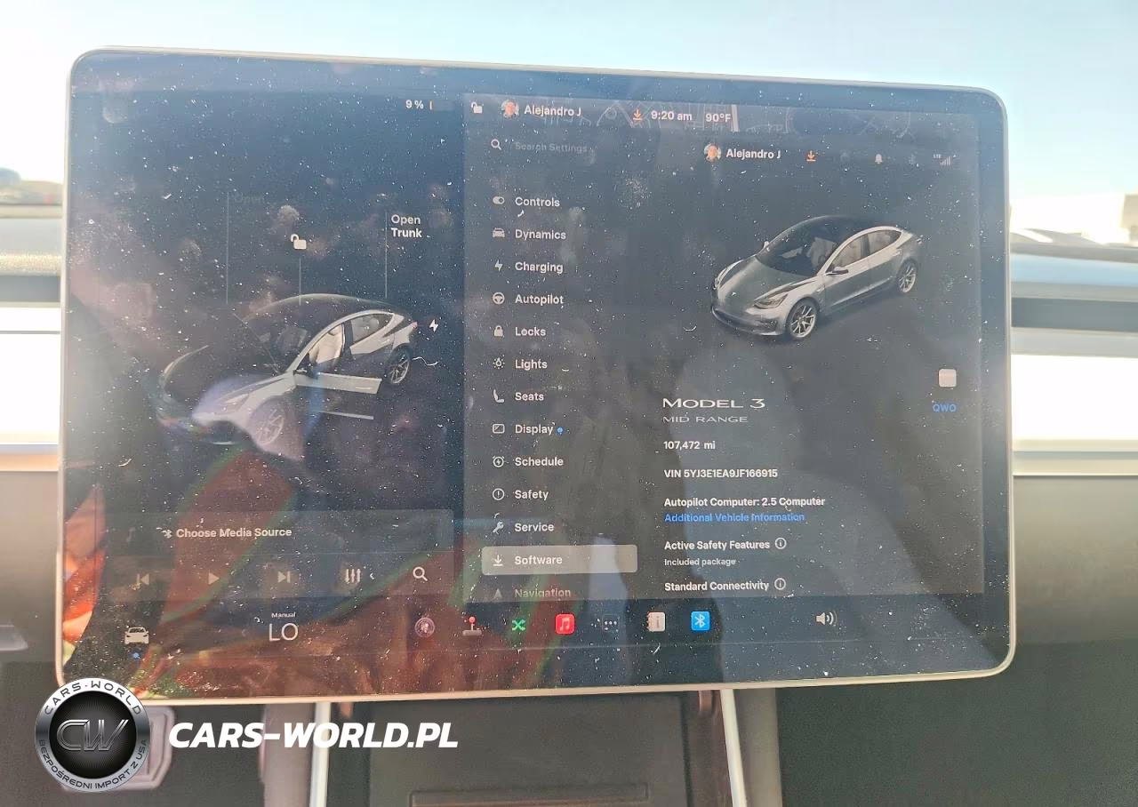 2018 Tesla Model 3 VIN:5YJ3E1EA9JF166915 - 9