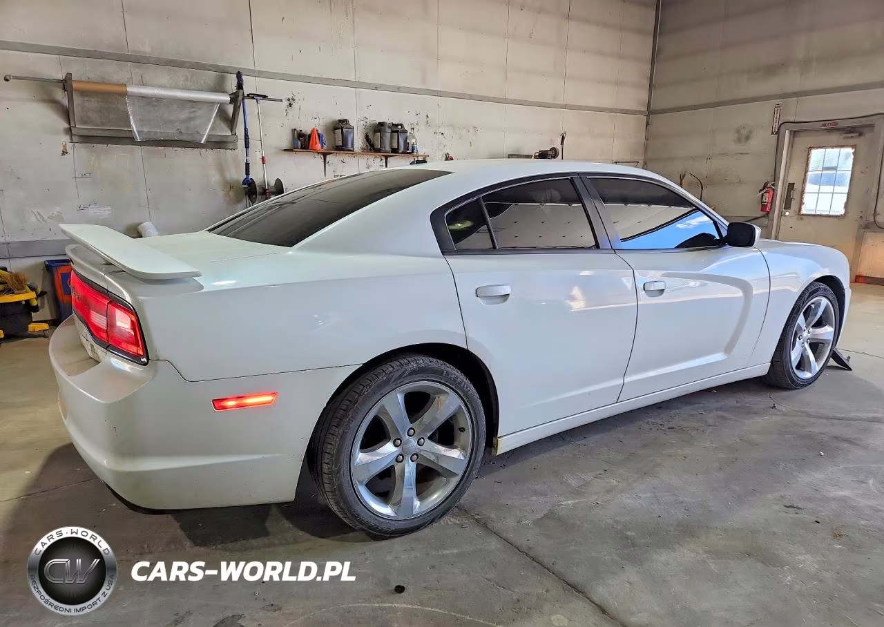 2013 Dodge Charger Sxt VIN:2C3CDXHG8DH578347 - 3
