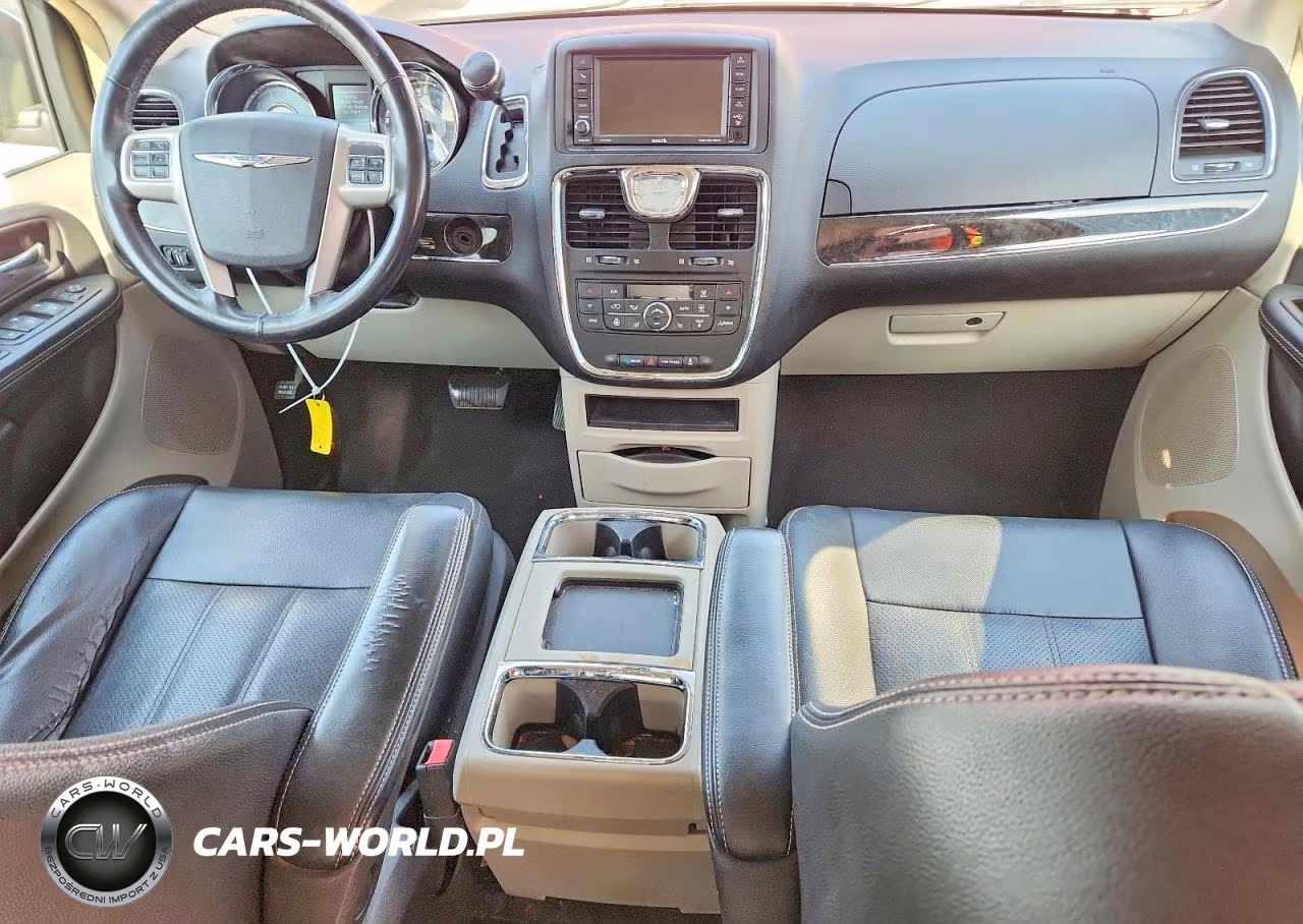 2016 Chrysler Town & Country Touring L VIN:2C4RC1CG6GR104375 - 8