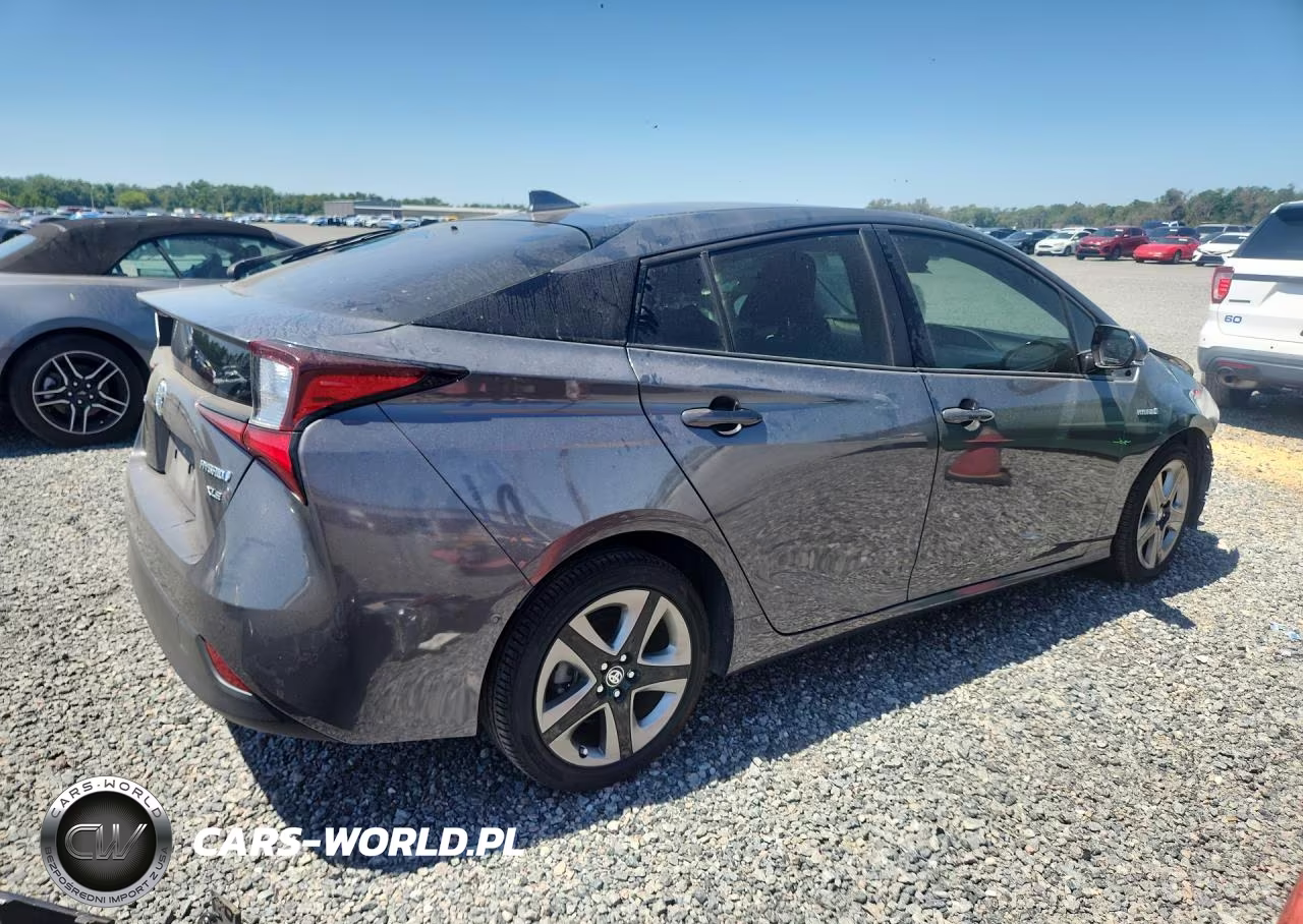 2019 Toyota Prius Xle VIN:JTDKARFU0K3102131 - 3