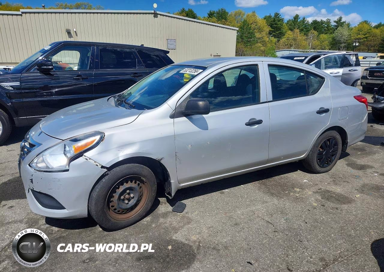 2015 Nissan Versa 1.6 S