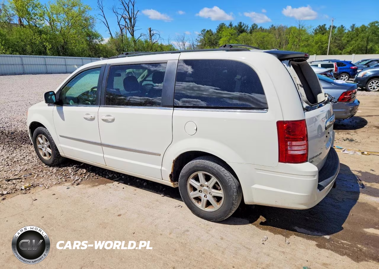 2010 Chrysler Town & Country Touring VIN:2A4RR5DX4AR475038 - 2