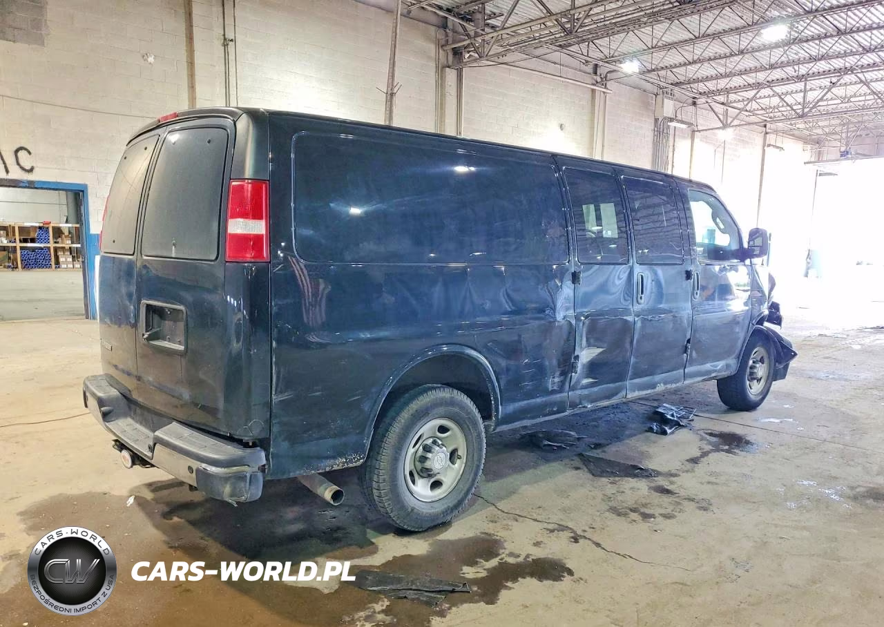 2018 Chevrolet Express 2500 Cargo Ext Delivery Van VIN:1GCWGBFG7J1261840 - 3