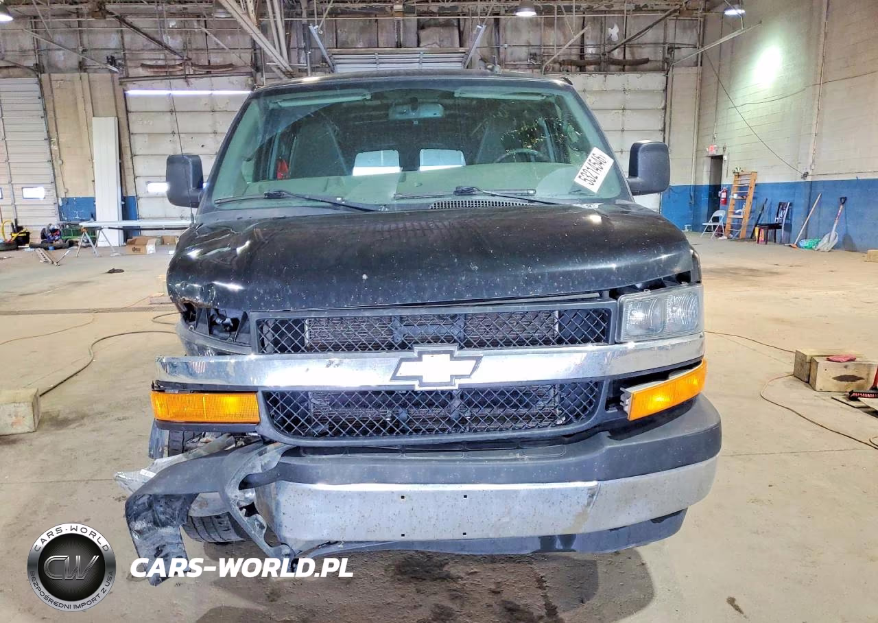 2018 Chevrolet Express 2500 Cargo Ext Delivery Van VIN:1GCWGBFG7J1261840 - 5