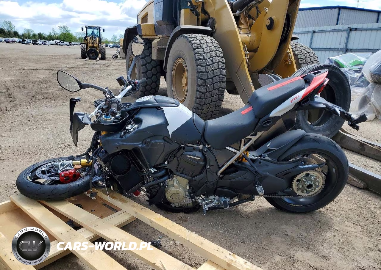 2026 Ducati Multistrada V4 Rs VIN:ZDMAAL5W2TB003057 - 3