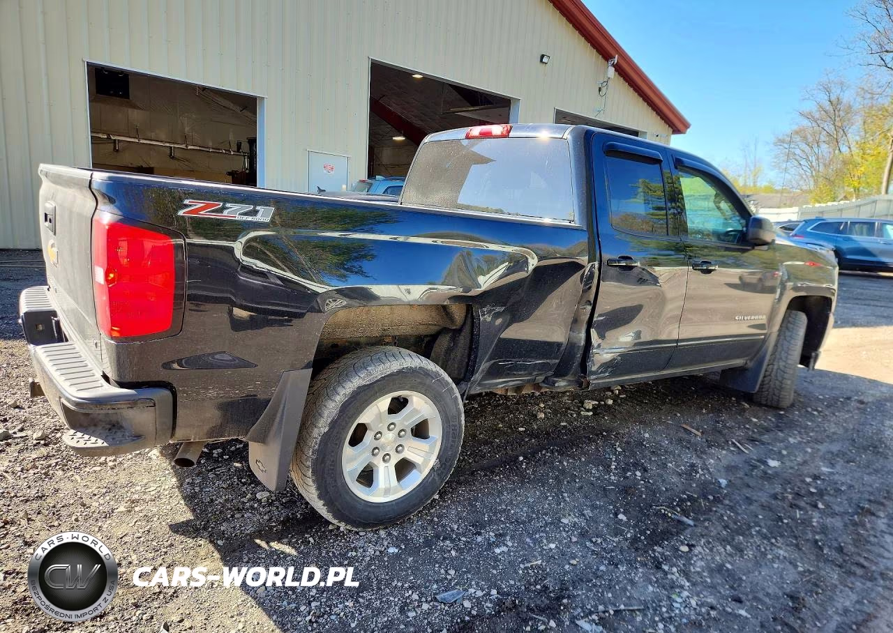 2017 Chevrolet Silverado K1500 Lt VIN:1GCVKREC2HZ157527 - 3