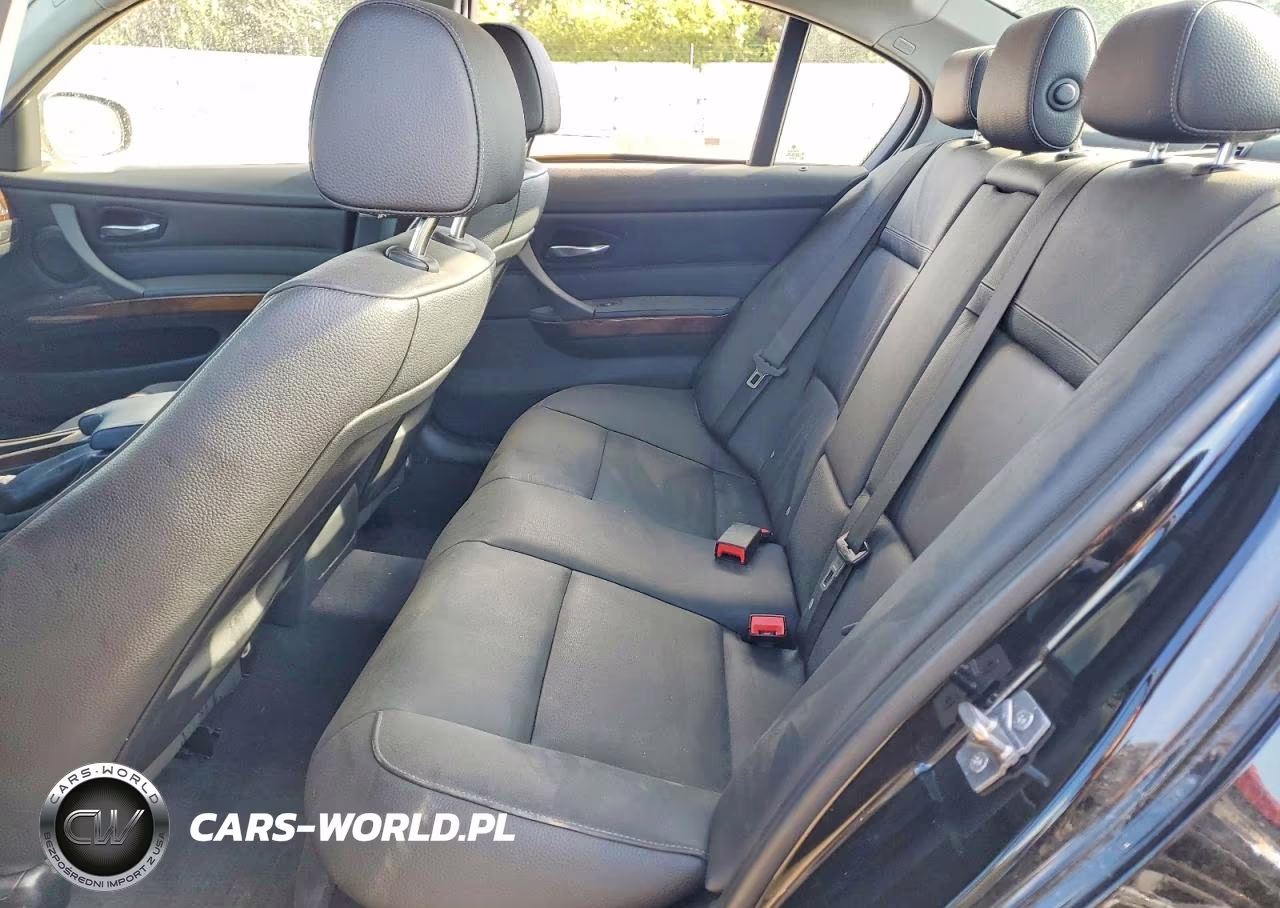 2011 BMW 328 Xi VIN:WBAPK7C50BA463999 - 10