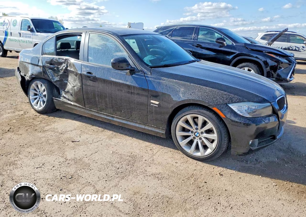 2011 BMW 328 Xi VIN:WBAPK7C50BA463999 - 4