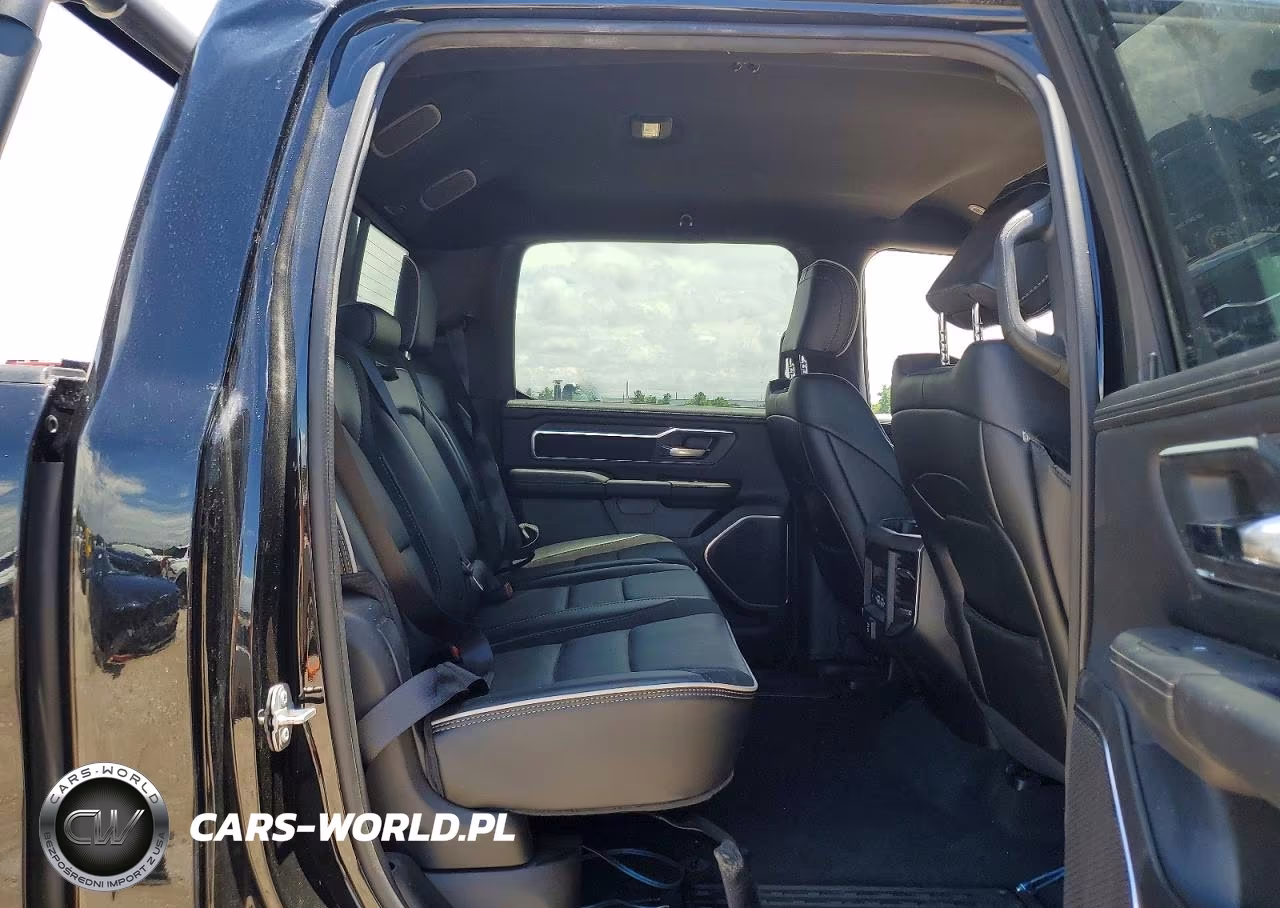 2026 Ram 1500 Laramie VIN:1C6SRFJP8TN175768 - 10