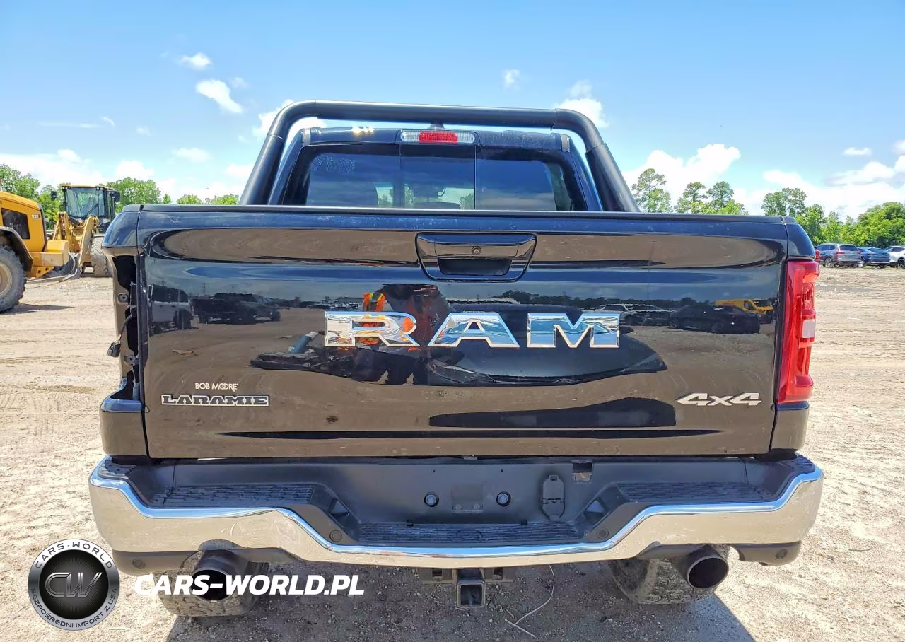 2026 Ram 1500 Laramie VIN:1C6SRFJP8TN175768 - 6