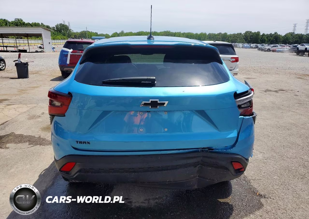 2025 Chevrolet Trax Ls VIN:KL77LFEPXSC030636 - 6