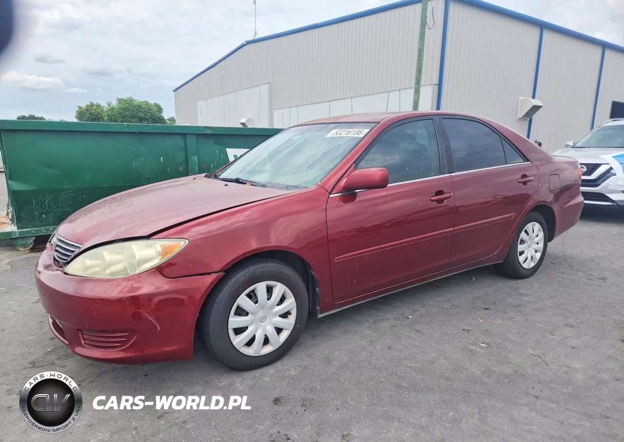 2005 Toyota Camry Le
