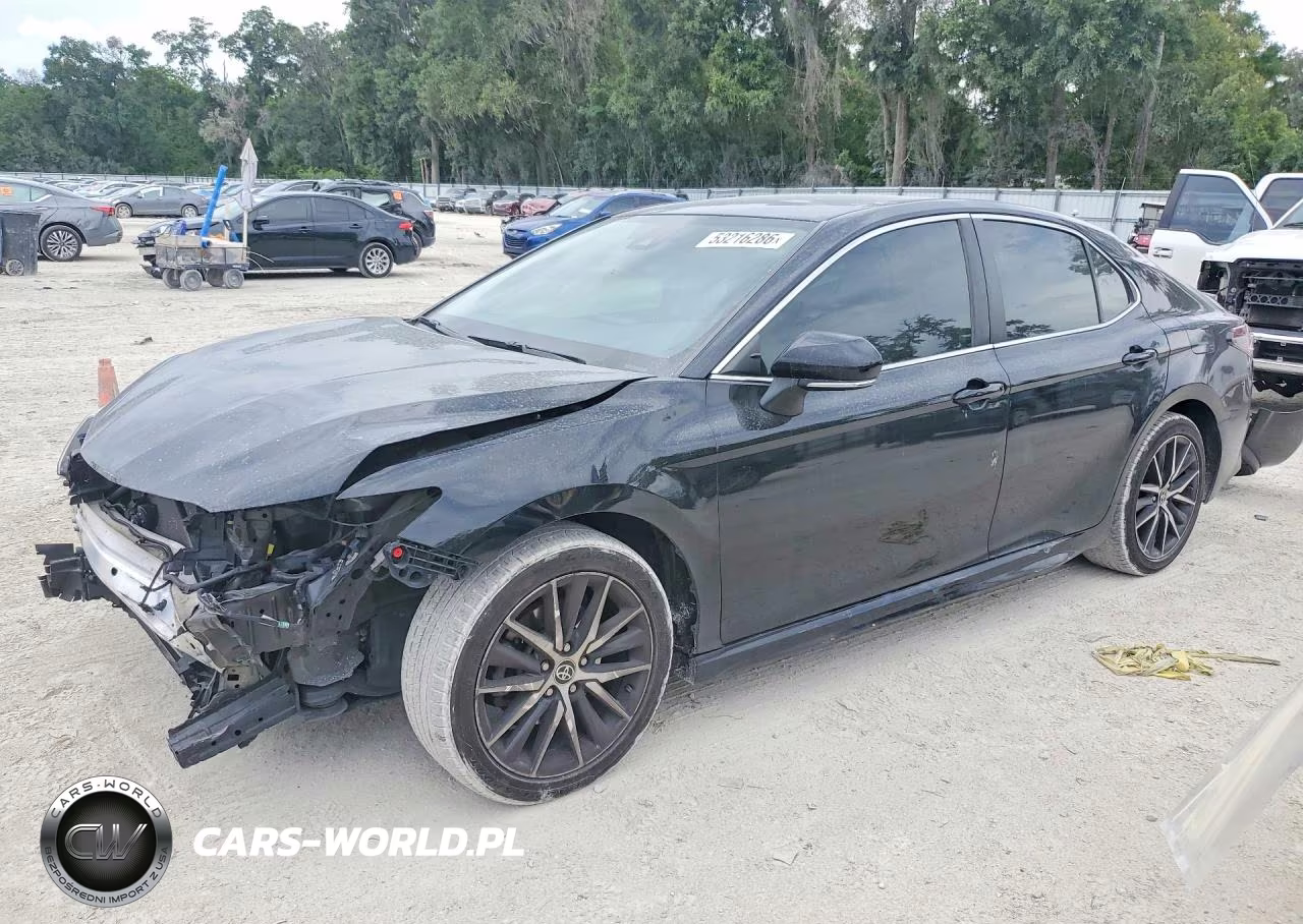 2023 Toyota Camry Se – zdjęcie 1 z 13