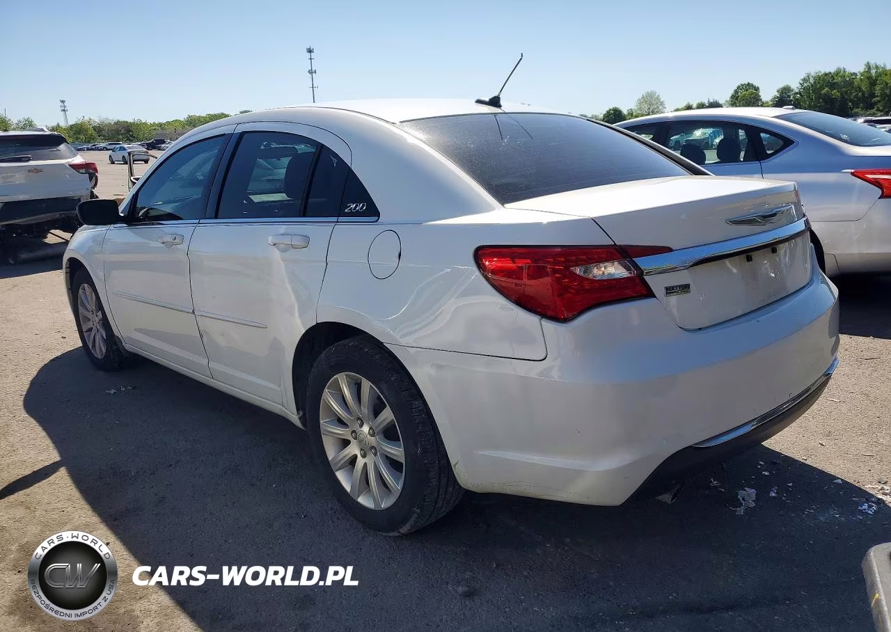 2013 Chrysler 200 Touring VIN:1C3CCBBG6DN743043 - 2