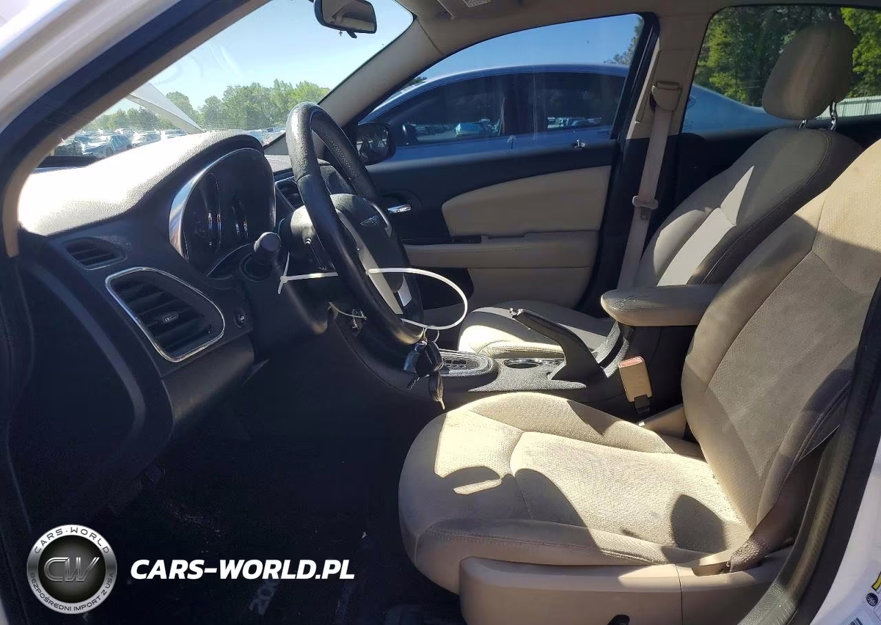 2013 Chrysler 200 Touring VIN:1C3CCBBG6DN743043 - 7