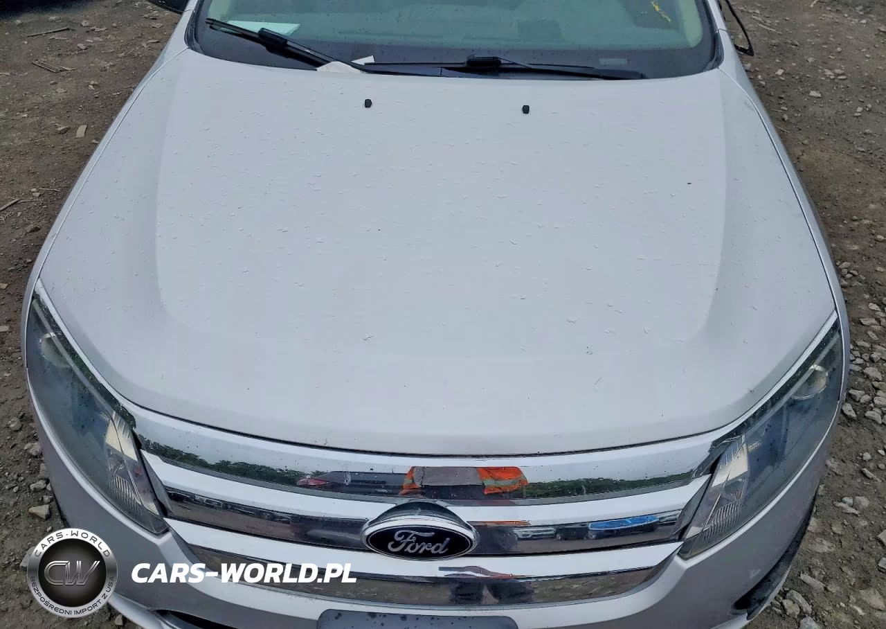 2012 Ford Fusion S VIN:3FAHP0GAXCR431825 - 11