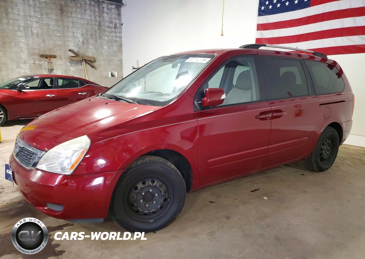2012 Kia Sedona Lx