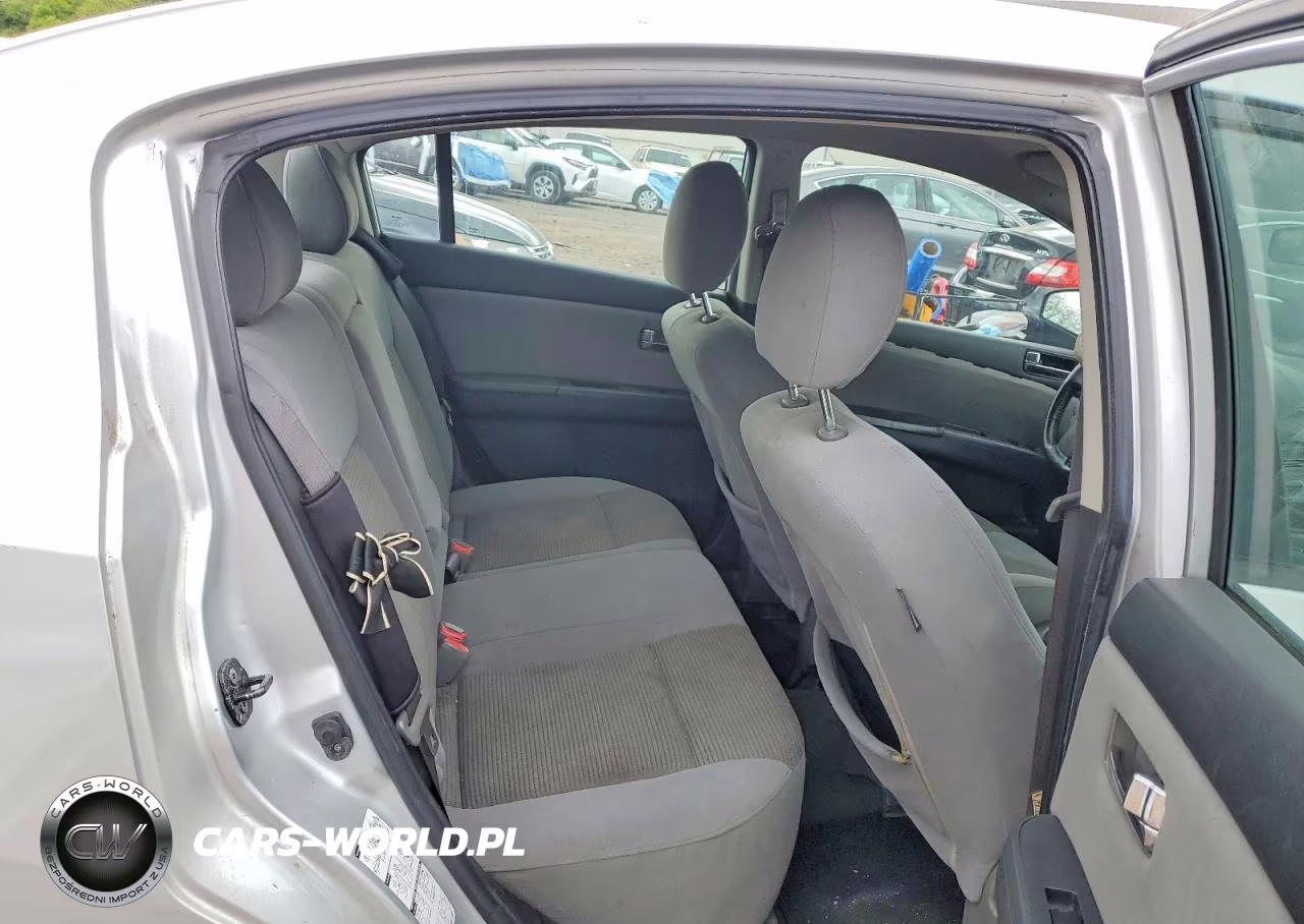 2010 Nissan Sentra 2.0 VIN:3N1AB6APXAL715050 - 10