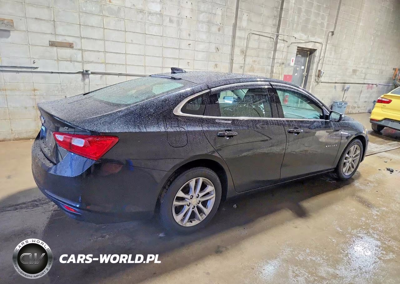 2017 Chevrolet Malibu Lt VIN:1G1ZE5ST7HF116276 - 3