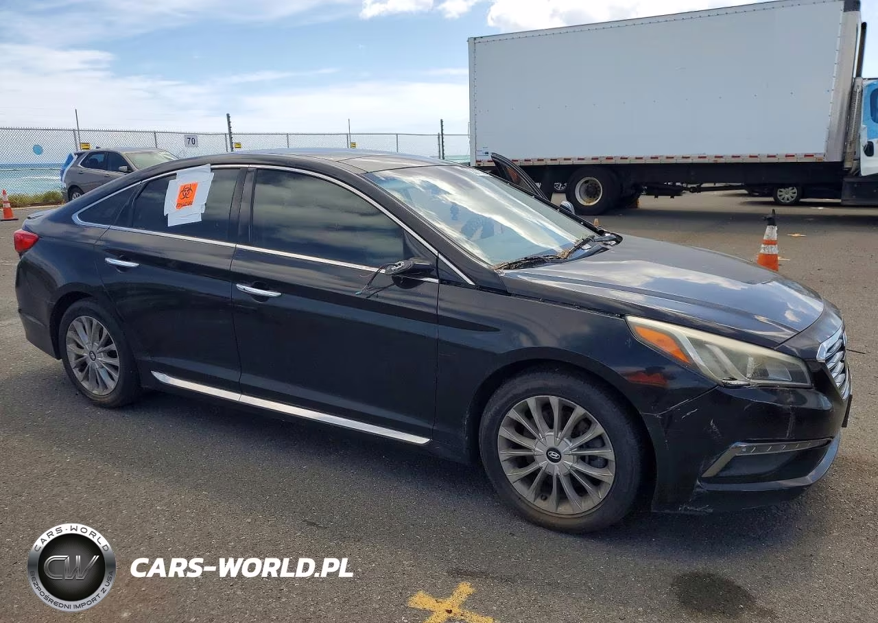 2015 Hyundai Sonata Limited VIN:5NPE34AF6FH067804 - 4
