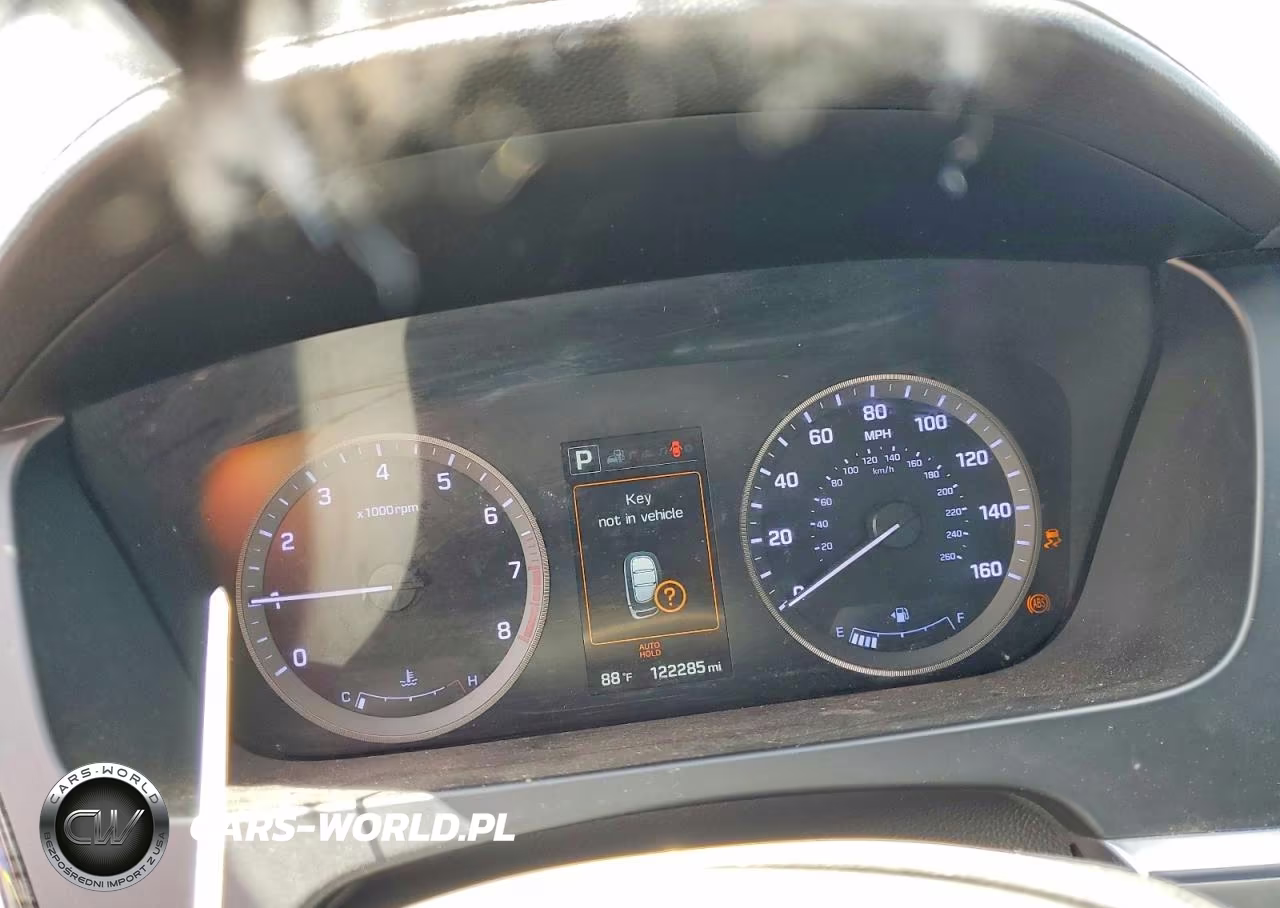 2015 Hyundai Sonata Limited VIN:5NPE34AF6FH067804 - 9
