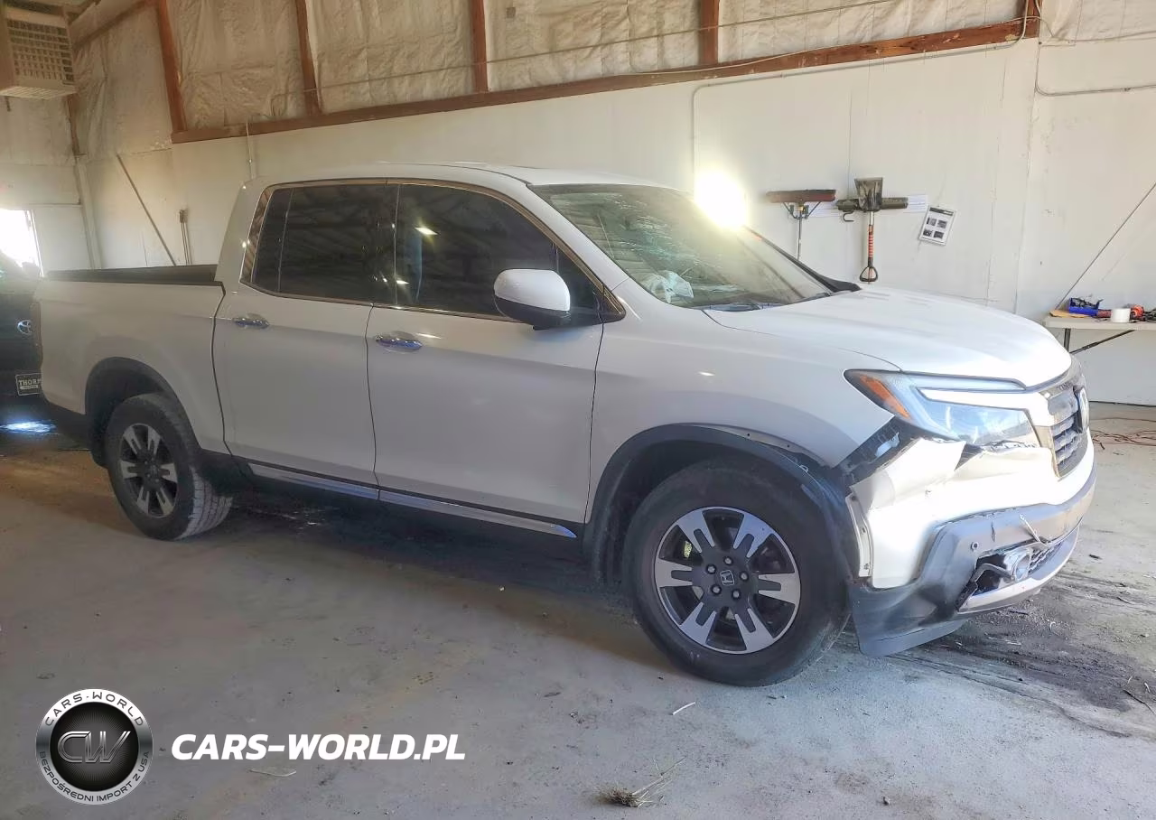 2018 Honda Ridgeline Rtl VIN:5FPYK3F77JB017939 - 4